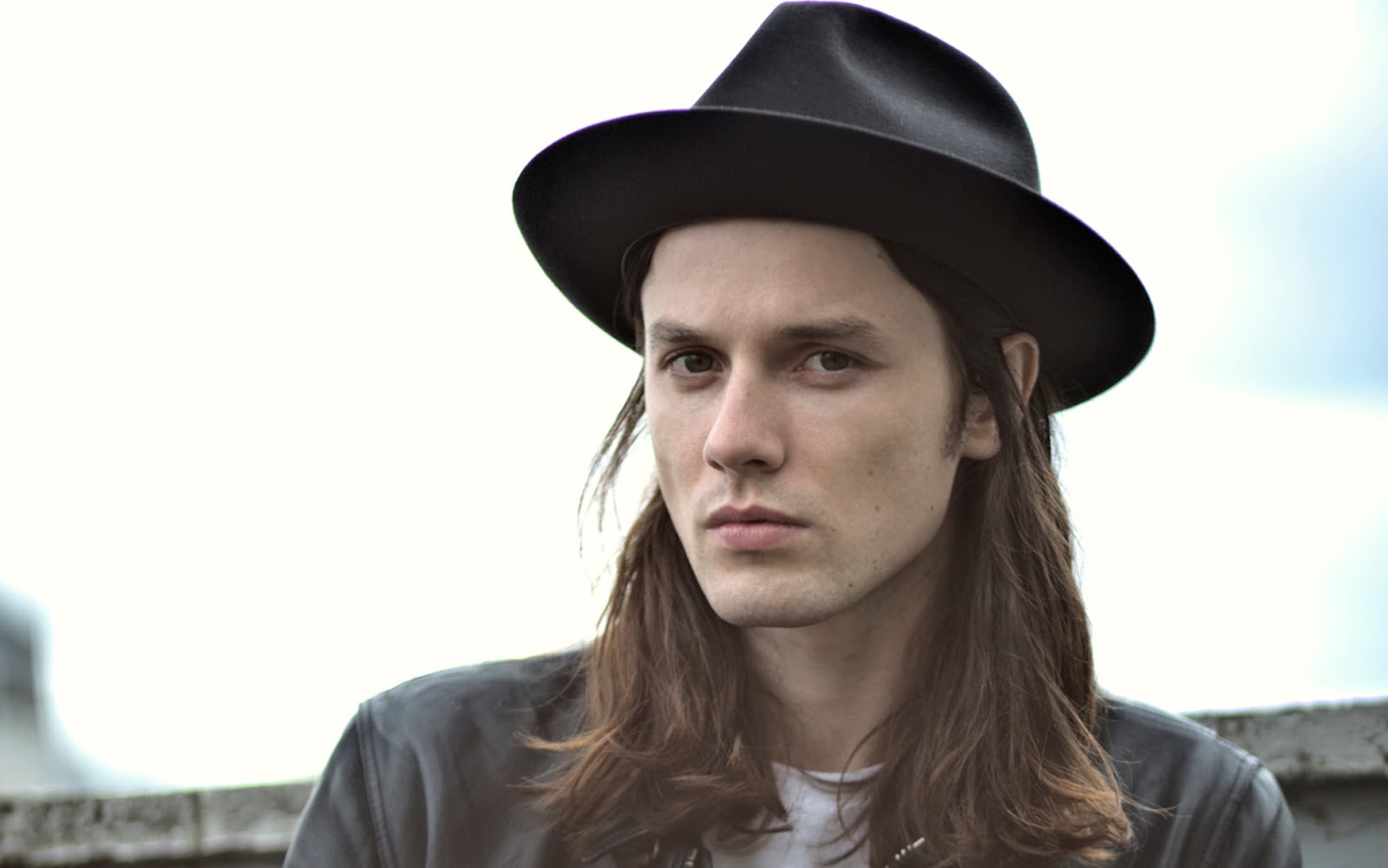Chicago Charmed: James Bay’s Enthralling Performance